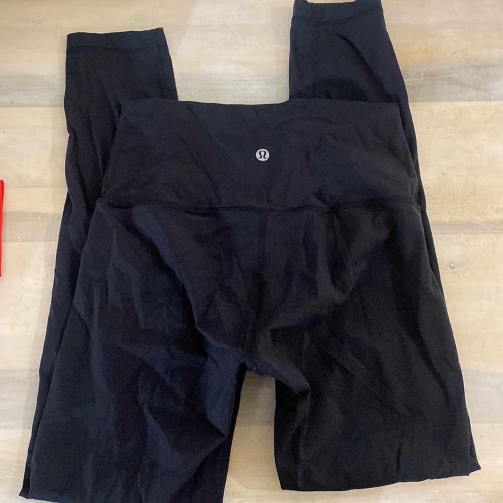 COPY - Lululemon black leggings